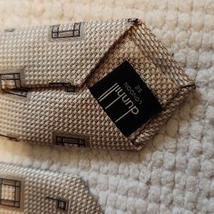 Alfred Dunhill London  silk nectie